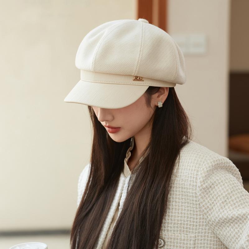 Autumn and Winter British Retro Leather Octagonal Hat Casual and Fashionable Versatile Face Showing Small Duck Tongue Beret