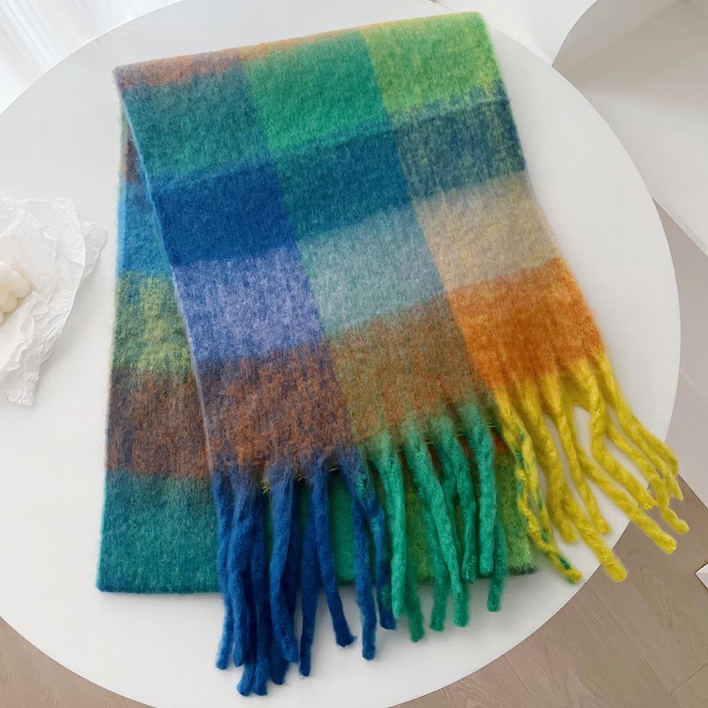 Neuer, atmosphärischer Kaschmir-Imitationsschal mit kariertem Quastenmuster für Damen im Herbst und Winter, mit verdicktem Samt und warmem Hals