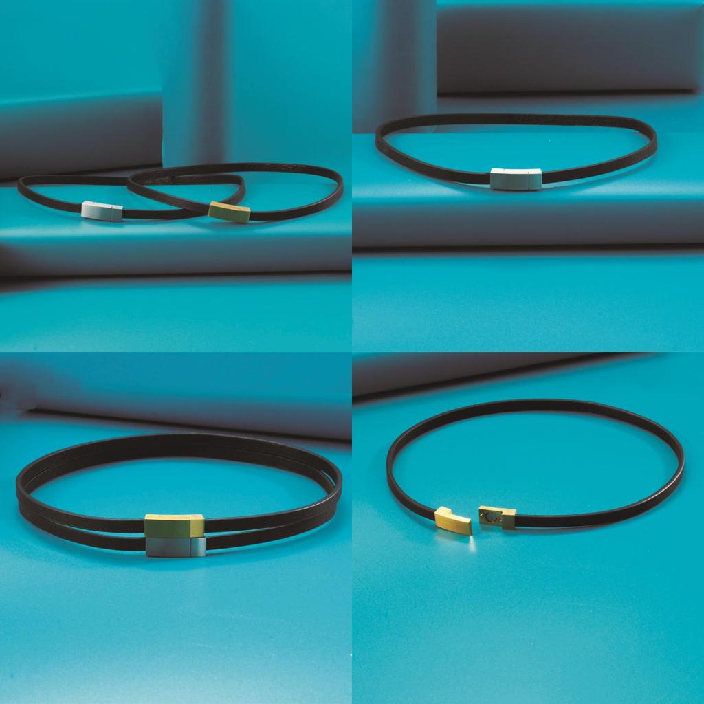 Collana girocollo geometrica con ciondolo quadrato in acciaio al titanio per donna