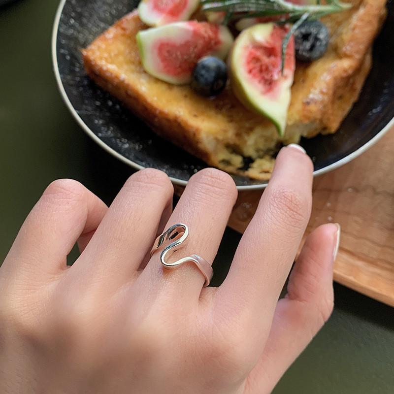 Unique Sterling 925 Silver Irregular Line Ring For Women Perfect For Special Occasions