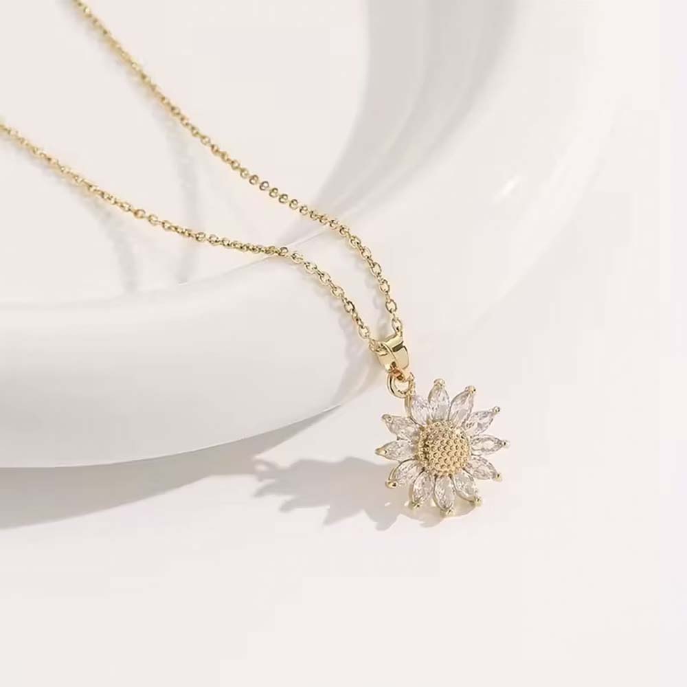 Dainty Stainless Steel Necklace Plated Zircon Daisy Sunflower Pendant Necklace with Sunflower Gift Box For Women Girls Jewelry