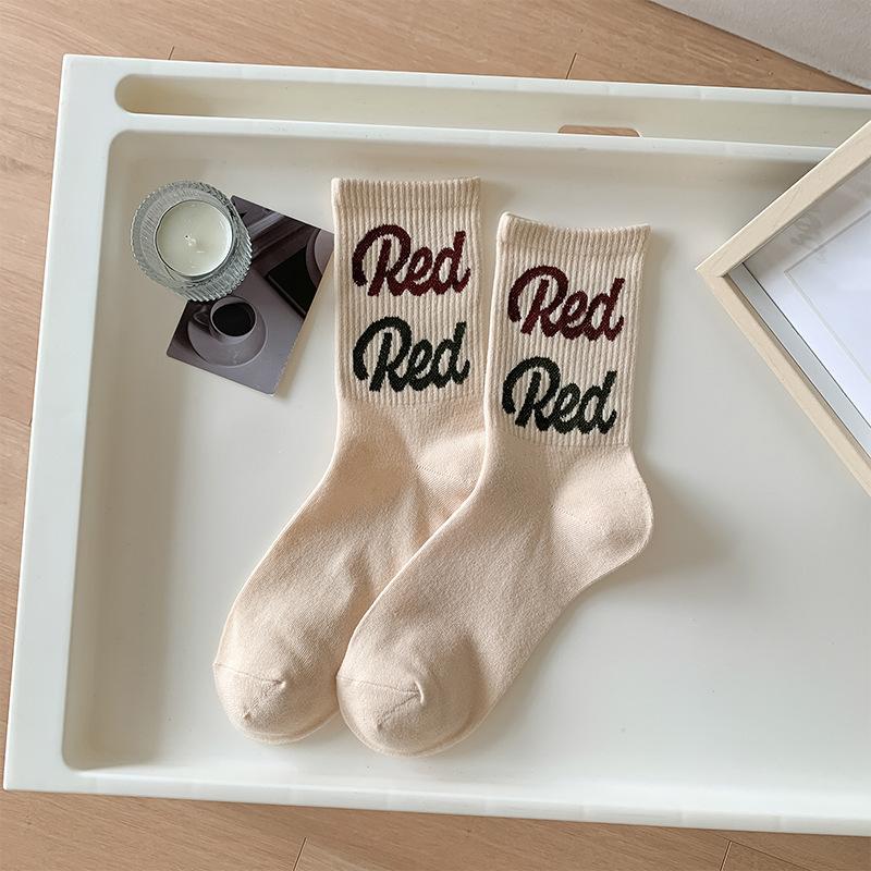 Ladies Spring and Autumn Trend Casual Cartoon Bear Preppy Sports Tube Socks