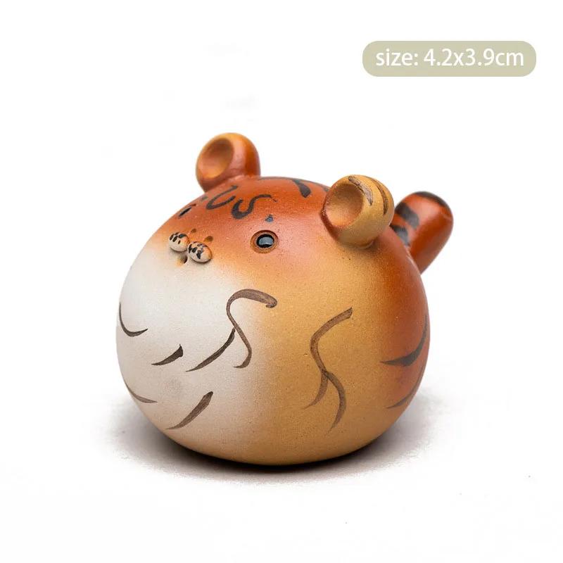 

Yixing handmade purple clay tea pet zodiac tiger animal sculpture crafts tea set decoration accessories