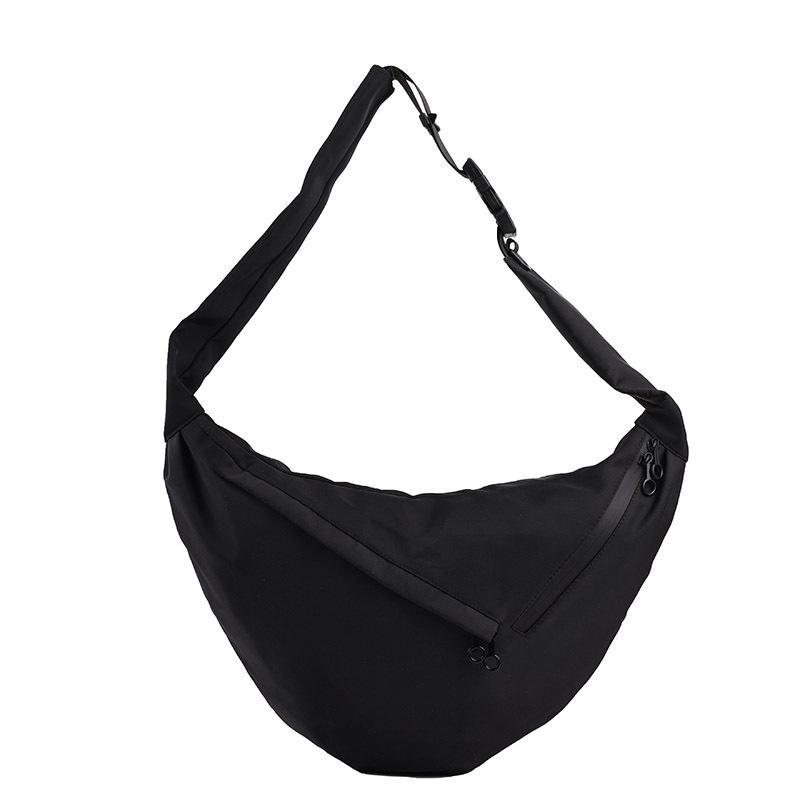 

Oblique span large capacity dumpling bag short trip luggage bag sports style advanced texture black niche чорний