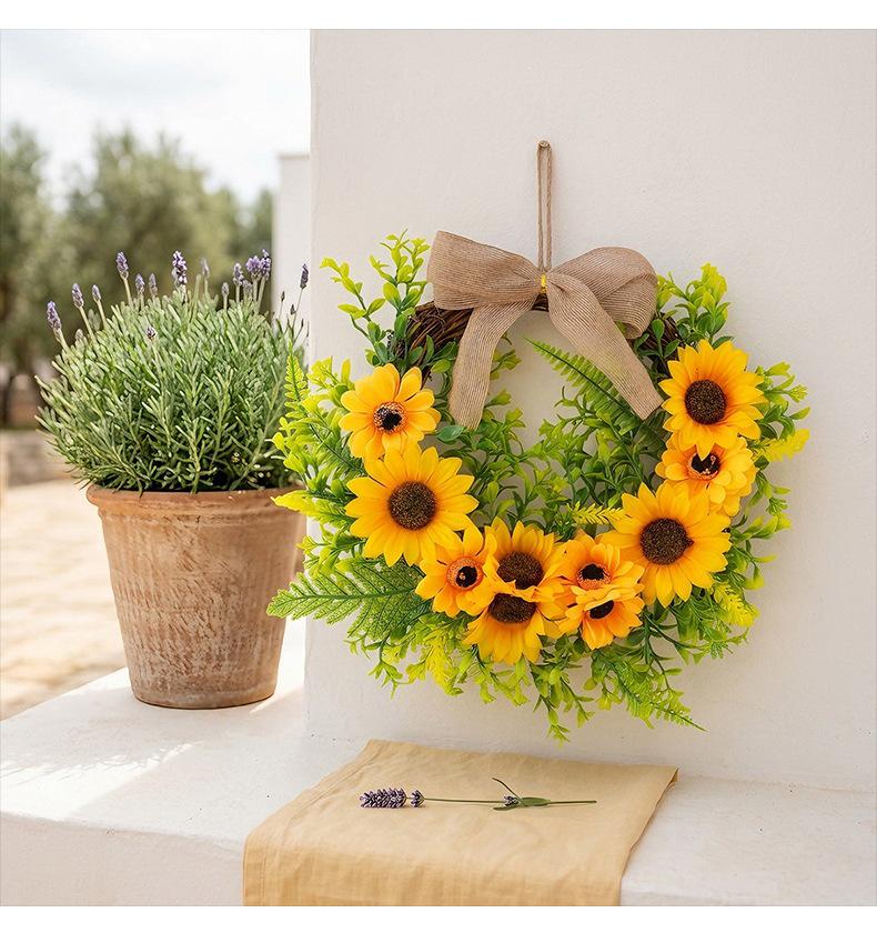 Christmas Sunflower & Bee Door Wreath - Semicircle Ornament for Festive Courtyard Decoration