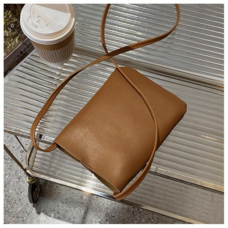 Korean Literary Small Shoulder Bag Casual Retro Solid Color Vertical Mobile Phone Bag Simple Soft Leather Shoulder Bag Wholesale