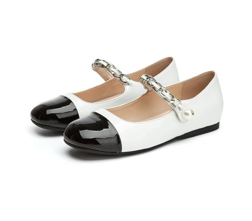

The treasure of the town store~ Shallow single shoes for women s autumn 2025 new versatile casual color matching round head Mary Jane shoes 35