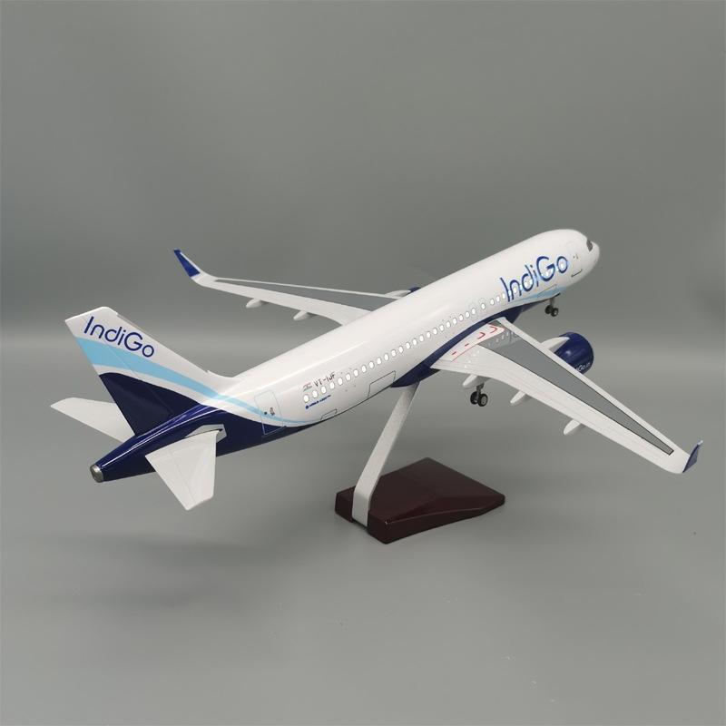 1:80 Scale Model IndiGo Airlines 320neo Air India Aircraft With LED Wheels Collection Display Decoration Home Gifts Fans