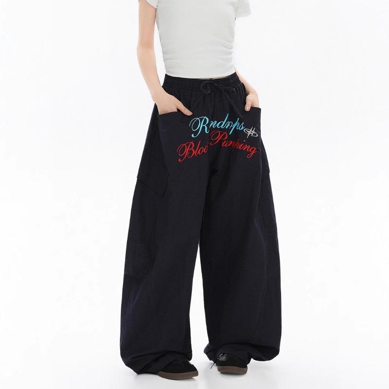 Vintage Embroidered Pleated Tooling Paratrooper Pants Female Hottie Loose Sports Casual Scimitar Pants Hip-hop Wide-leg Pants