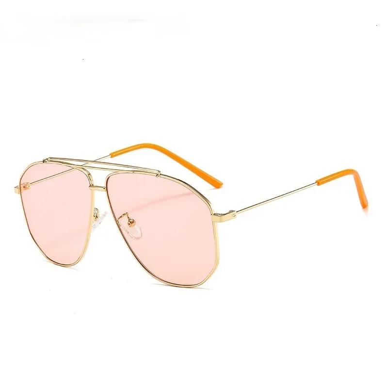 New Women Sunglasses Retro Large Frame Sun Glasses Trend Outdoor Holiday Man Eyeglasses Toad Mirror UV400