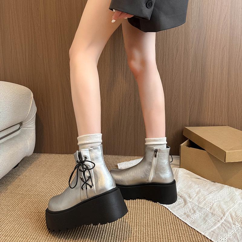 Round Head Small Man Increases Height Live Broadcast Explosion Soft Leather Martin Boots Winter Single Sports Thick-soled Snow Boots Women's Boots S
