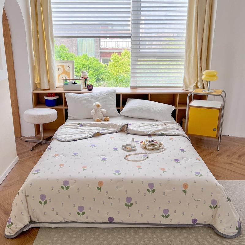 Cartoon Dinosaurs Penguins Summer Quilt Funny Animals Pattern Air-conditioning Cool Comforter Breathable Soft Thin Blanket