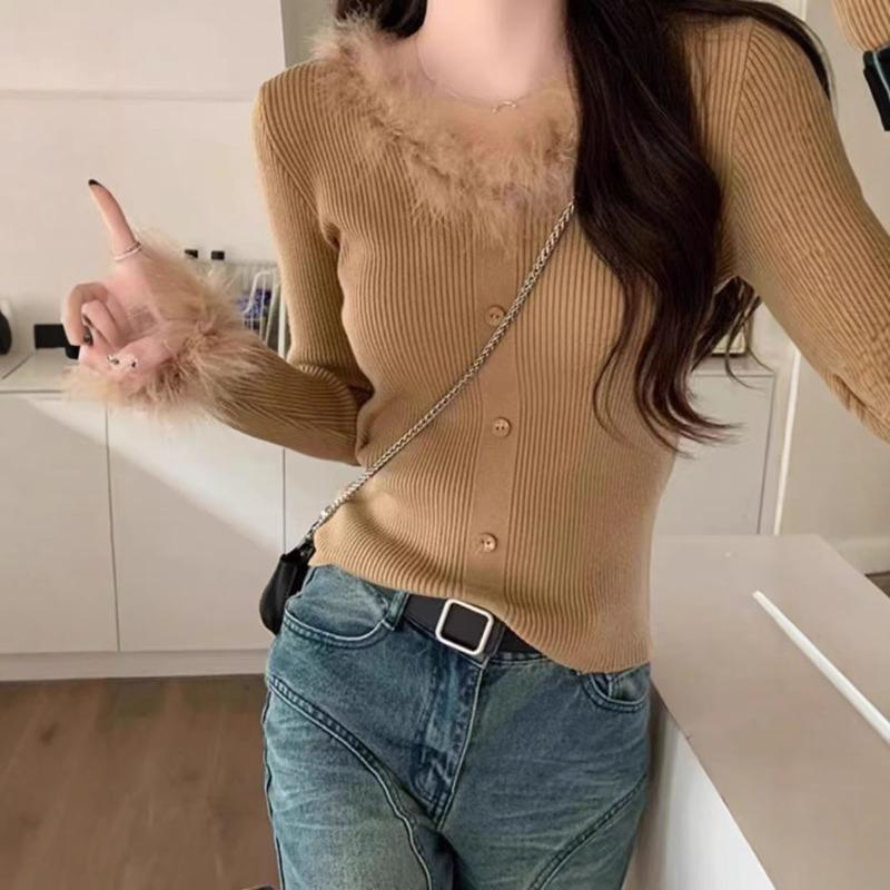 Design Sinn V-Ausschnitt verdickter Pullover Damen Unterwäsche Herbst und Winter neuer Pullover gestricktes Unterhemd kurzes Oberteil Tide