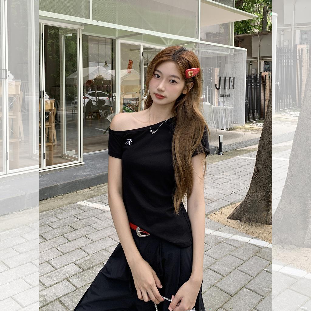 Korean black letter embroidered slanted shoulder short-sleeved t-shirt women's summer new slim-fitting and thin top