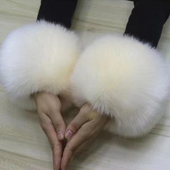 1 Pair Faux Fur Wrist Warmers Fluffy Women Plush Sleeve Cuffs Windproof Thermal Accessory for Jackets Sweaters
