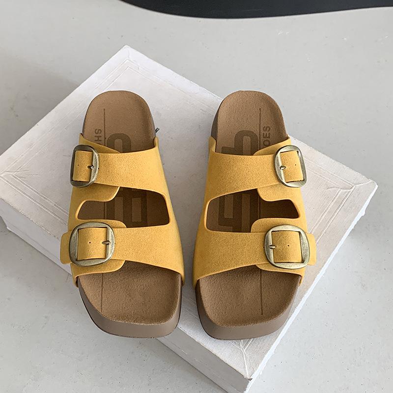 Cool slippers women's summer wear new high-value thick-bottomed versatile beach slippers