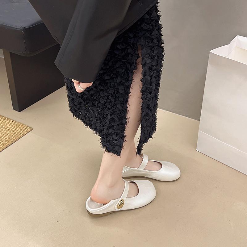 Elegant single shoes women's 2025 autumn new models with skirts soft-soled beanie shoes French Mary Jane silver small leather shoes