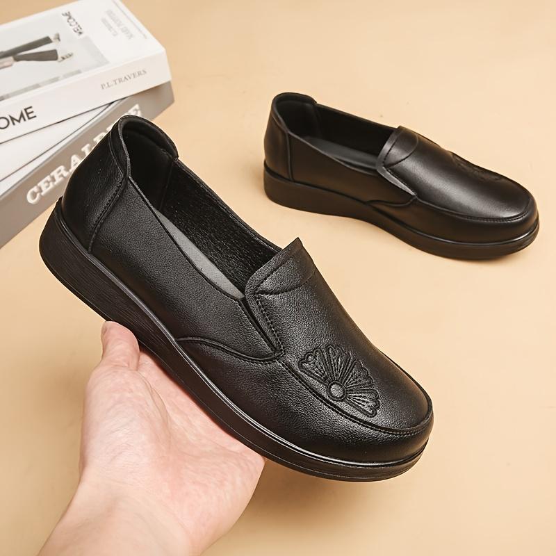 Soft-Sole Mom Shoes - Fall Flat Slip-On Leather Shoes Genuine Leather Middle-Aged & Elderly Women's Shoes Anti-Slip Plus Size