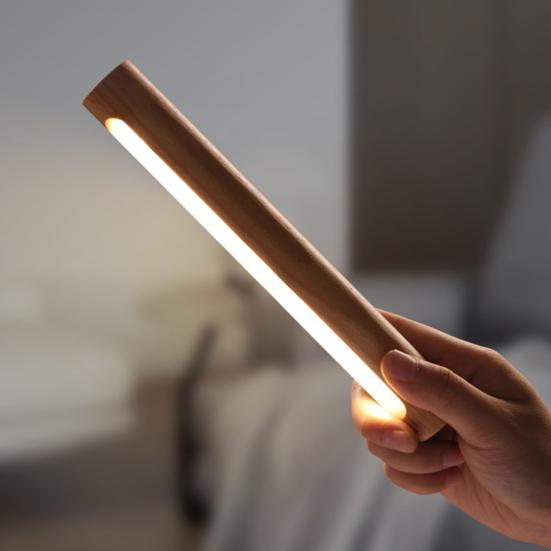 360 fokban forgatható fa LED fali lámpa lágy fény villogásmentes dimmelhető érintésvezérlés USB újratölthető olvasólámpa