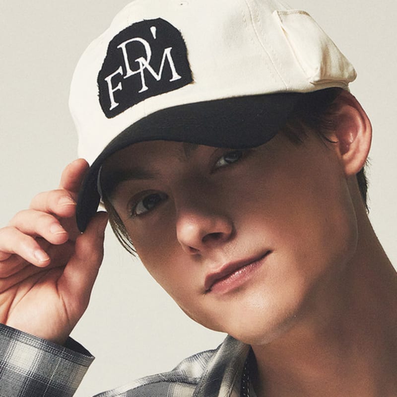 

dontforgetme DFM TWO TONE PATCH BLACK-STRAP black