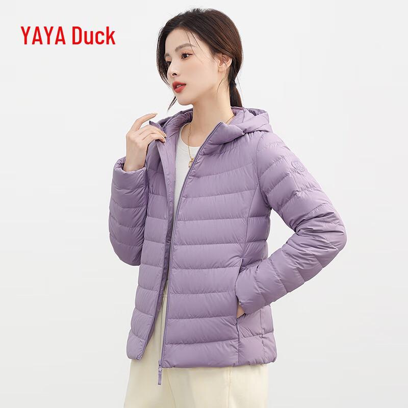 Duckduck Women's Hooded Short Puffer Jacket