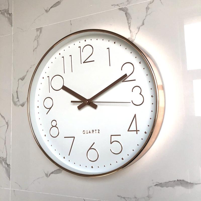 12-Inch Clock Digital Wall Clock Living Room Home Silent Home Quartz Clock Luminous Wall Clock Round Hanging