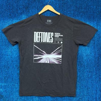Deftones 2025 North American Tour Dates Stops Shoegaze Tee L Unisex T-Shirt
