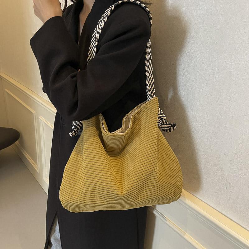 

Летняя вельветовая сумка-тоут для женщин 2025: Большая вместимость, Универсальный, Ленивый стиль, Сумка через одно плечо жёлтый