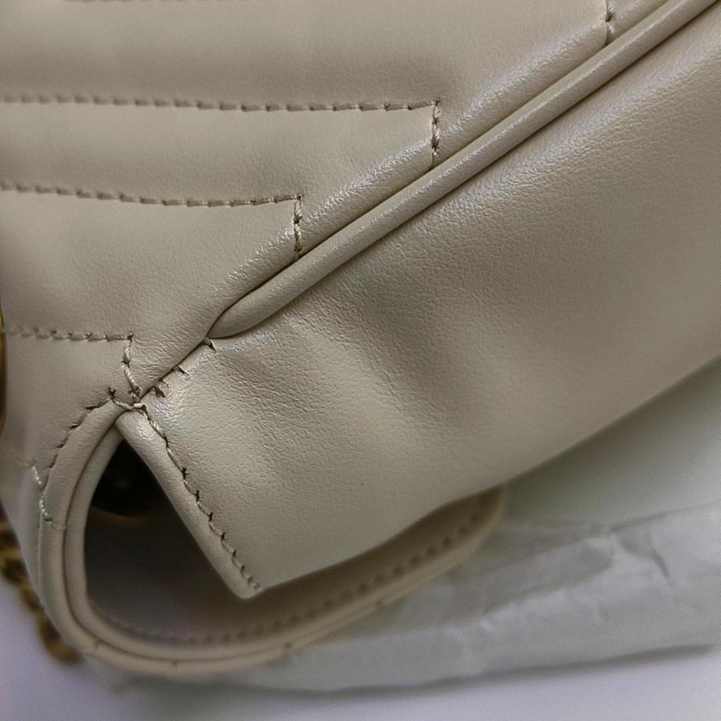 [Pre-Owned] GG Marmont Gold Logo Quilted Chain Shoulder Bag Small - Excellent #AOZ8Z1