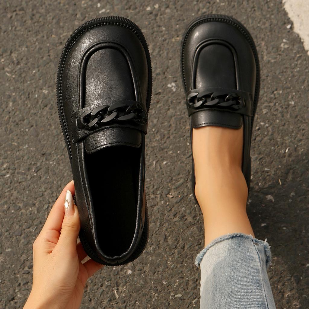 Plus Size Women's 2026 Autumn New Style Thick Heel Temperament Metal Chain Round Head Shallow Mouth One Foot Kick Loafers Shoes