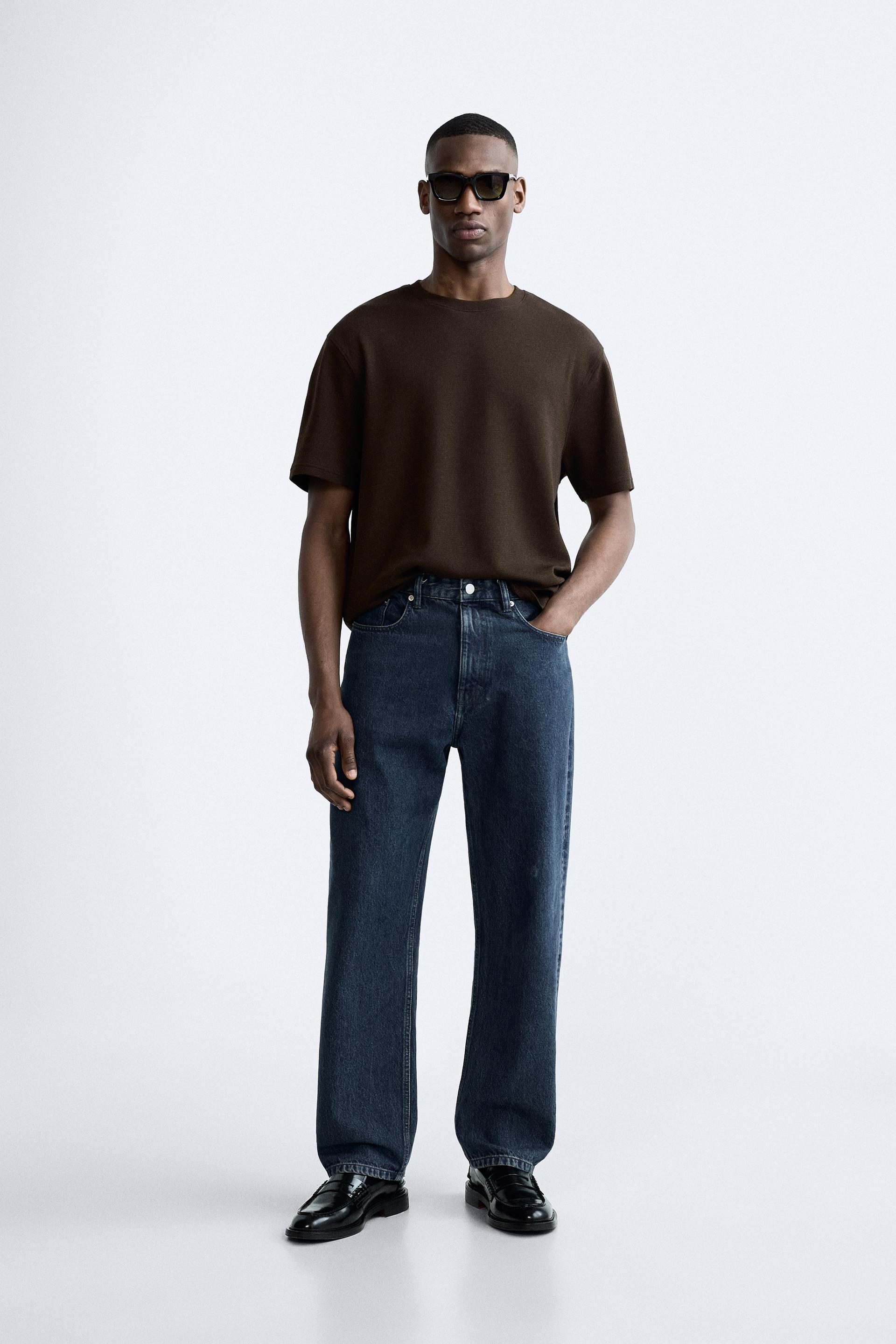 

ТЕКСТУРИРОВАННАЯ ФУТБОЛКА