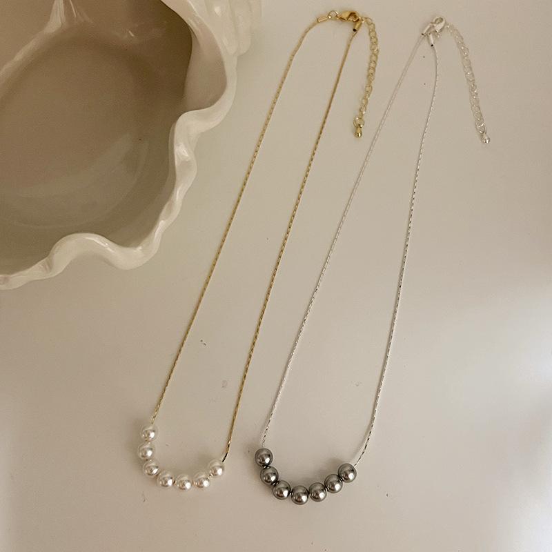 New Pearl Necklace Women's Premium Design Accessories Niche Simple Clavicle Chain Light Luxury Versatile Necklace