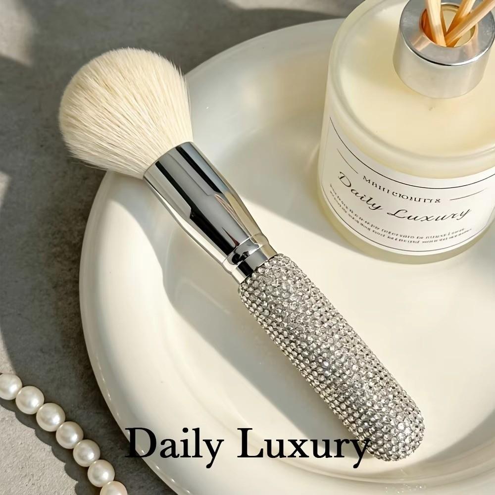 Diamond Embedded Blush Brush Soft Bristles Multi-Functional Brush  Various Makeup Looks