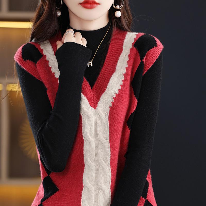V-Neck Color-Block Loose Layered Women's Vest for Autumn/Winter - Perfect Over Sweaters, Cardigans, Knitwear & Wool Outerwear