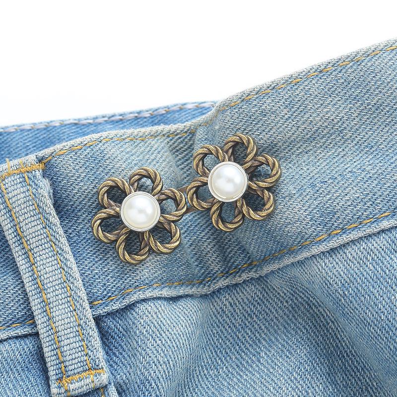 Adjustable Six-Petal Waist Buckle - No Sewing or Nails Needed