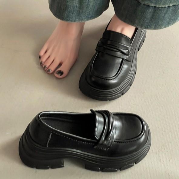 Fairy style loafers fashion versatile retro with skirt platform small leather shoes women 2025 new spring and autumn height increase French style