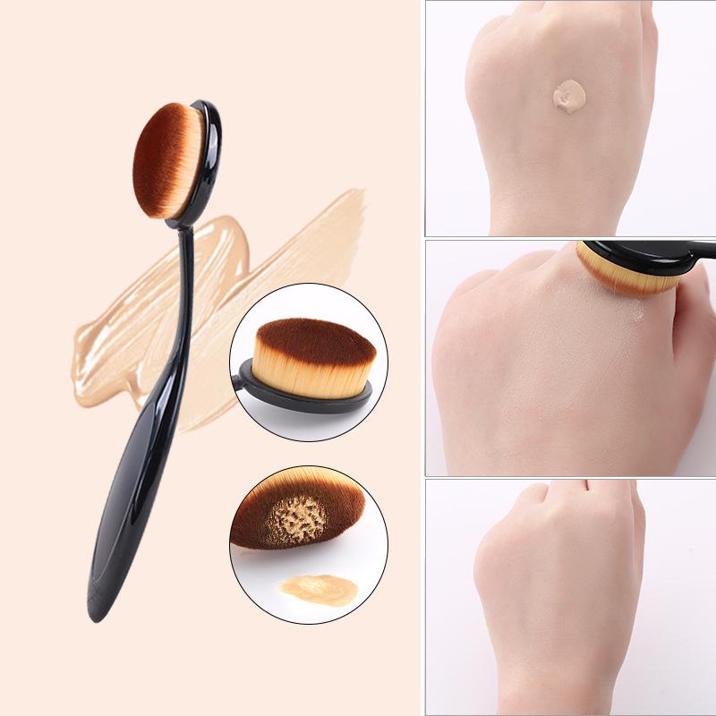 Multifunctional Portable Makeup Brush for Wet & Dry Foundation - Beginner Friendly, Quick Application