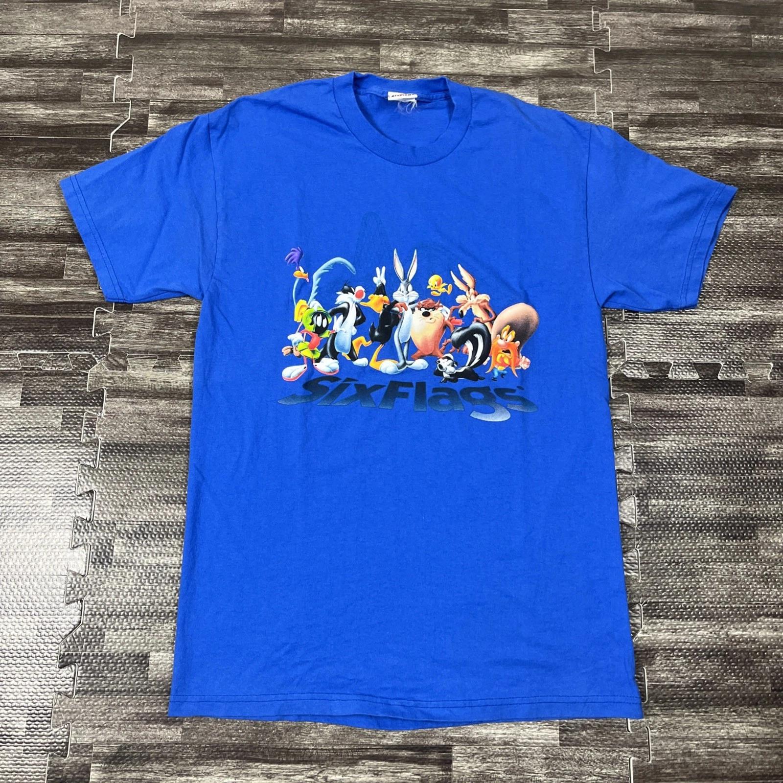 Vintage Six Flags Park Tshirt Looney Tunes Blue Fits Medium VTG 2002 S
