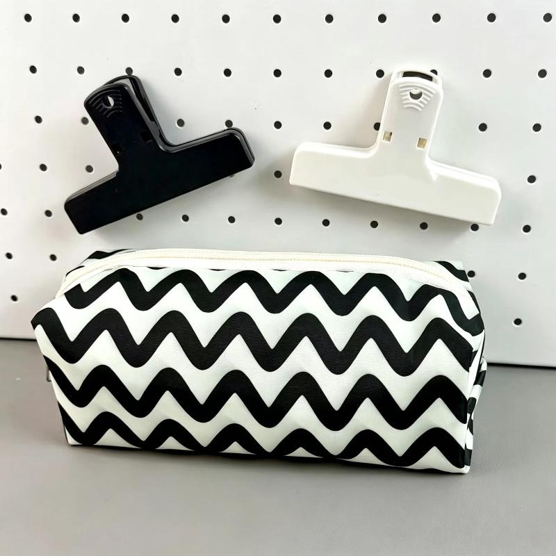 Hot Sale Cute Pencil Case Carrot Element Large Capacity Pencil Bag Storage Bag Stationery Bag For Students