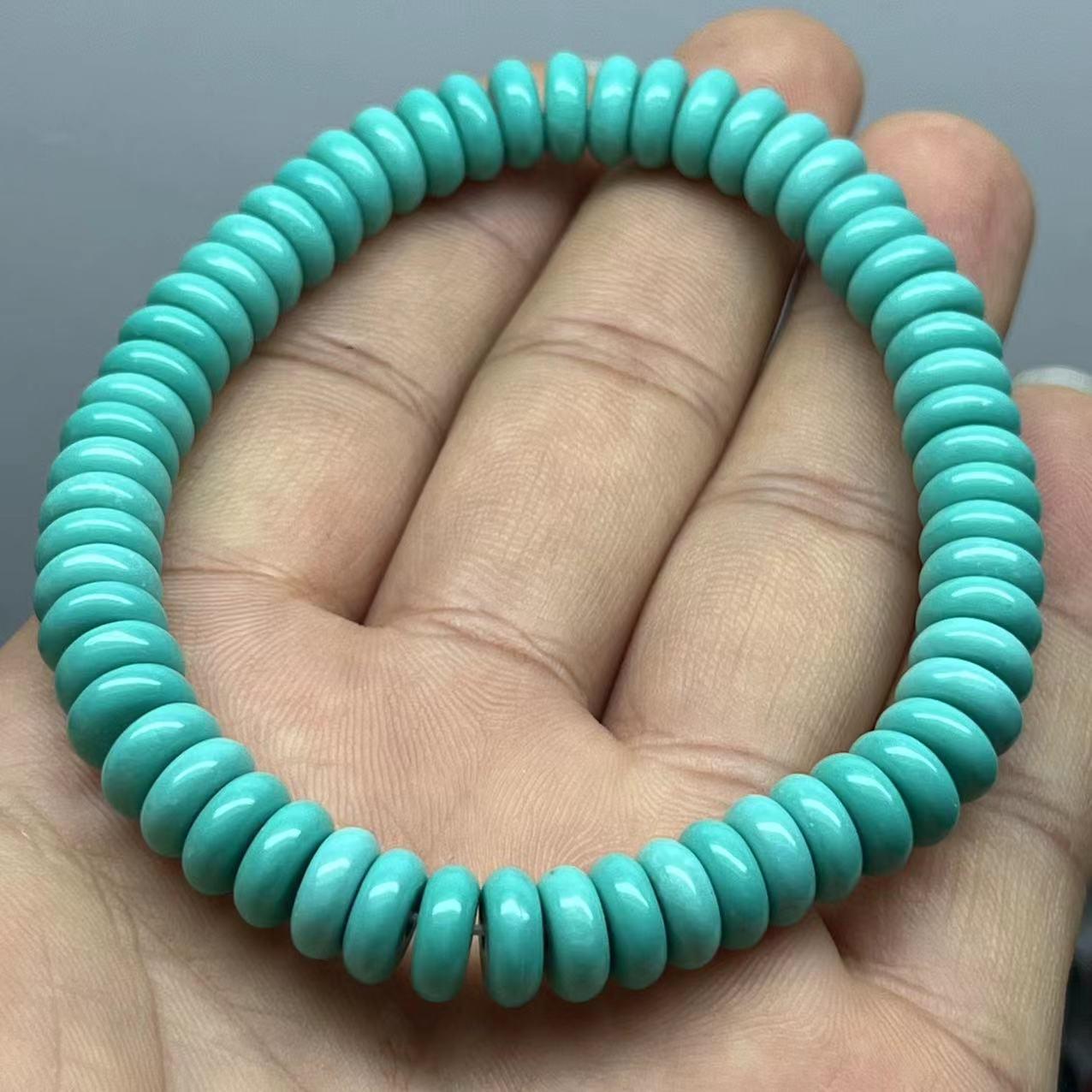 

Монсун Второе поколение Имитация бирюзы 108 буддийских бусин с разделителями.