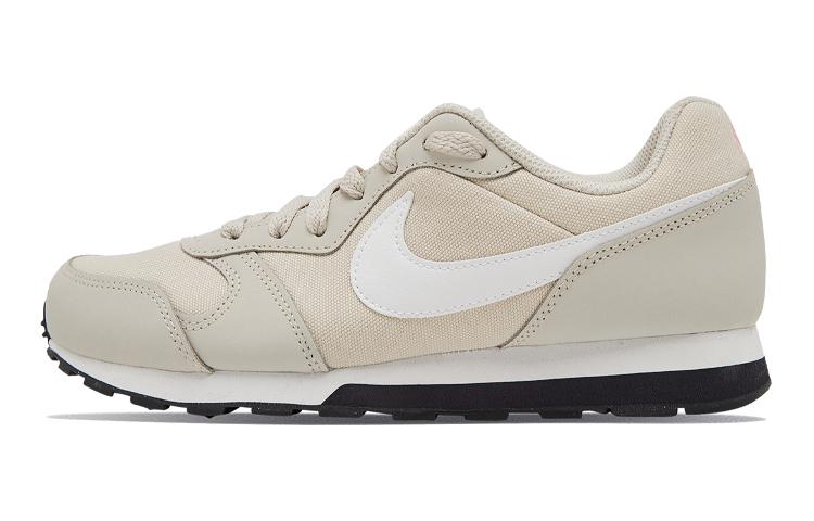 

Nike MD Runner 2 Low top Kids Running Shoes 807319-013 35.5