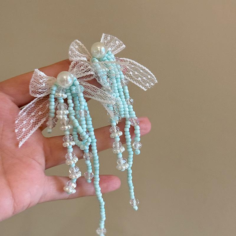 

Кружевные серьги-бантики с жемчугом и стеклянными бусинами, модные нишевые серьги-гвоздики с бахромой, серьги для милого темперамента