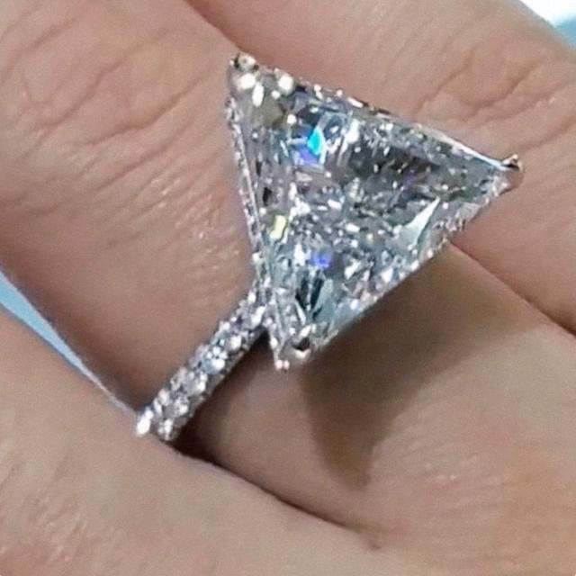 

Нежные женские треугольные кольца из циркония, современные стильные аксессуары для свадьбы, модные женские ювелирные изделия, ослепительный подарок 9