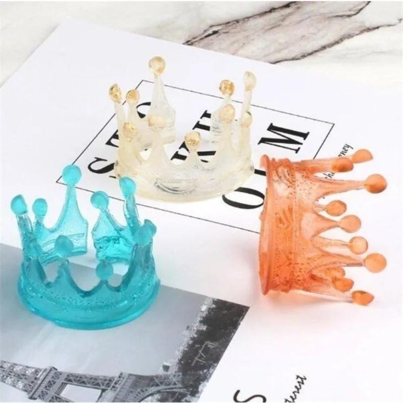 Pretty 1PCS 3D Tool Cupcake Crown Shape Gumpaste Mold Cake Decoration Convenient Various Occasions Household Kitchen Baking Tool