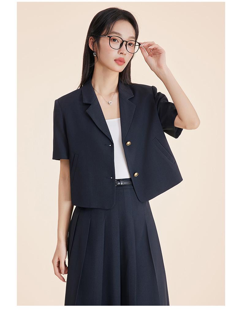 Beige Women's Slim Fit Short-Sleeve Suit Jacket - Petite 2025 Spring Collection