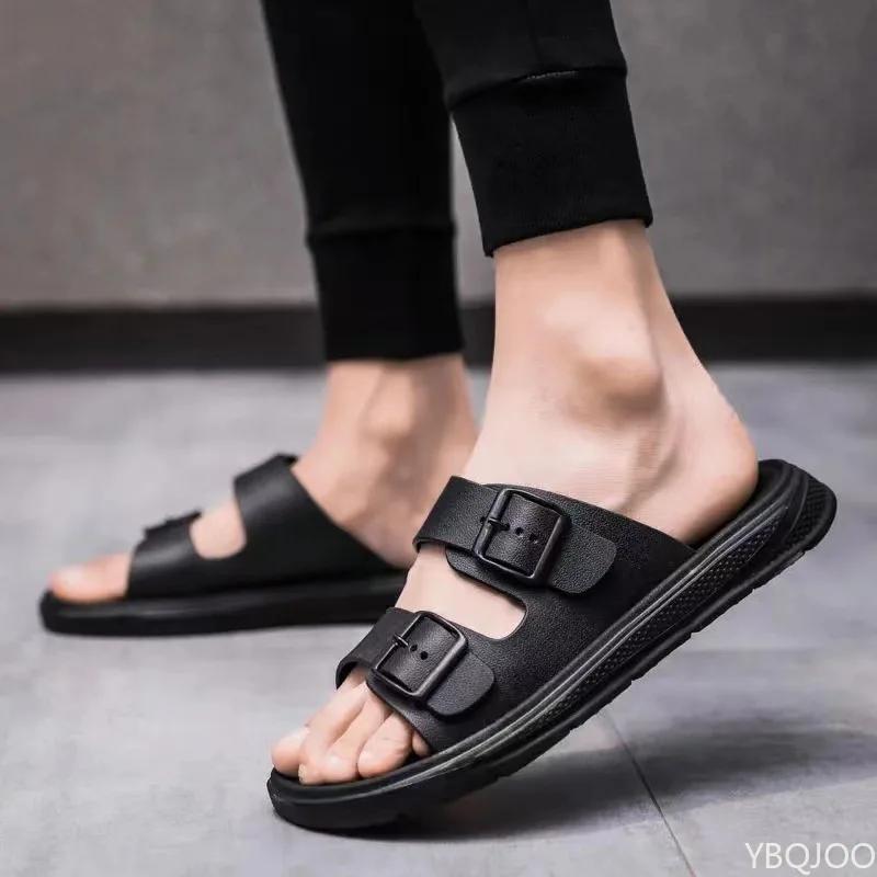 2026 Offene Herren-Sandalen Sommer Indoor-Hausschuhe Rutschfeste Strand-atmungsaktive Schuhe Mode-Gürtelschnalle Herren-Hausschuhe Homme
