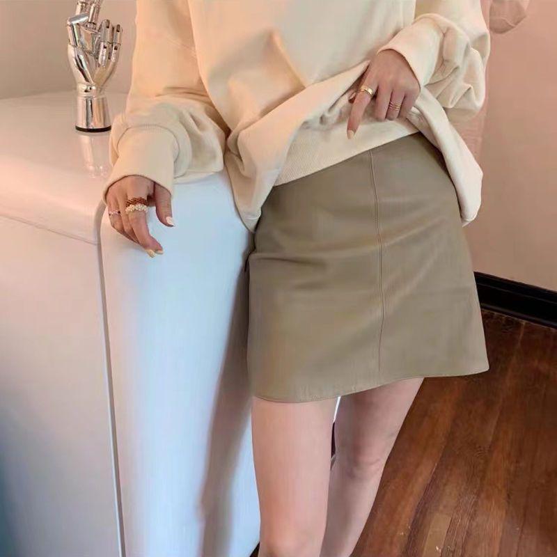 Spring 2025 Women's Black High-Waist A-line Leather Midi Skirt