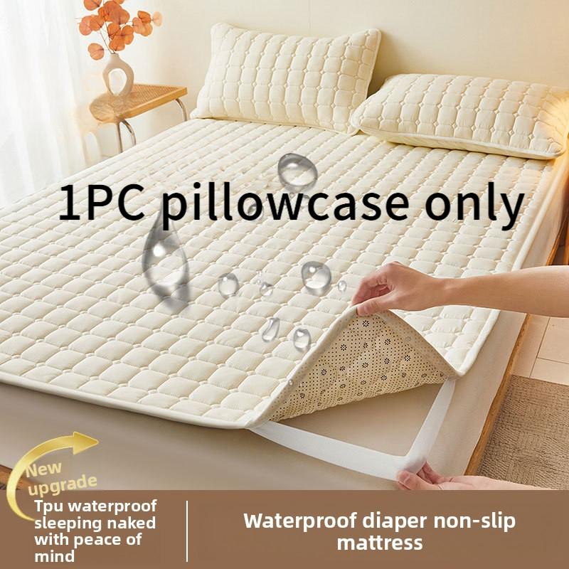 Waterproof Urine Barrier Quilted Mattress Pad for Home Bedroom Dormitory Soft Cushion Bed Protector Non-Slip Mat