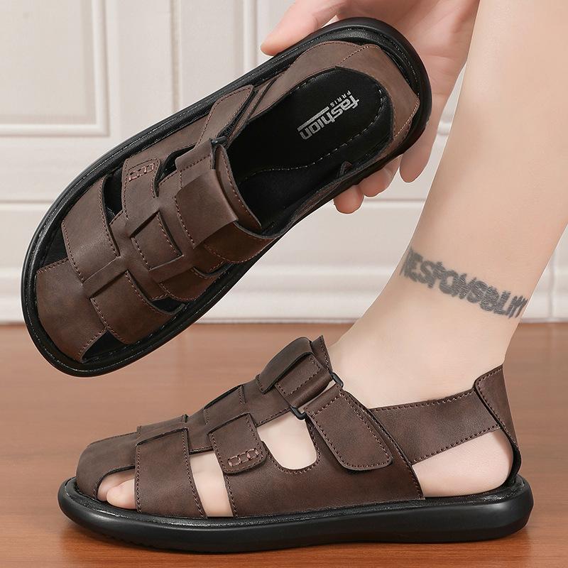 

Men s shoes 2025 summer new fashion outdoor large size Velcro leather bag head flat bottom beach casual sandals tide 47 коричневый