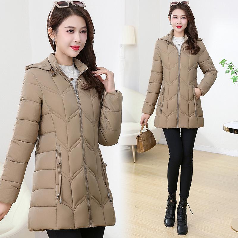 Women's Long, Stylish, and Slimming Winter Coat – Warm and Fashionable, with Extra Padding for Added Warmth.